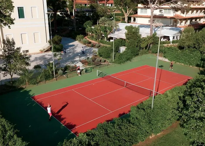 ホテル オットーネ