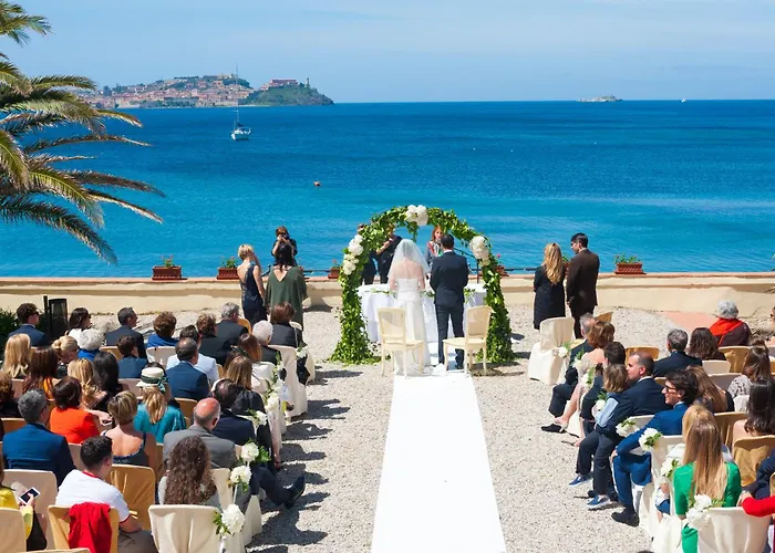 オットーネ ホテル