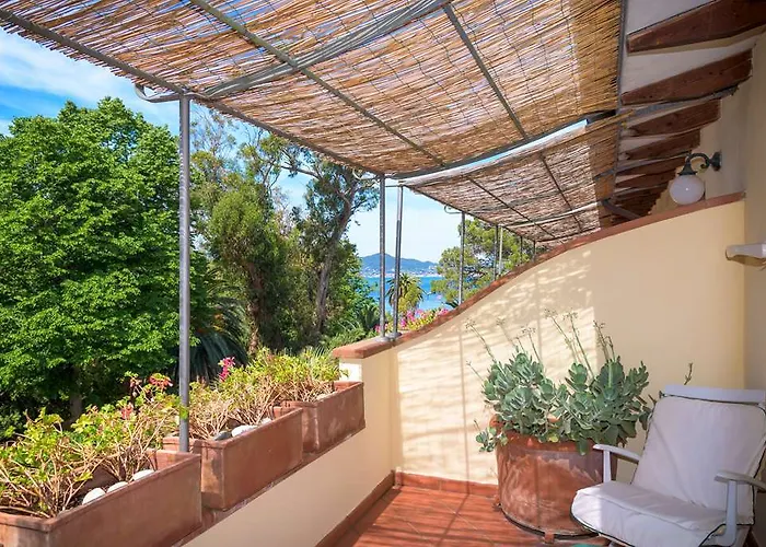 オットーネ ポルトフェッラーイオ